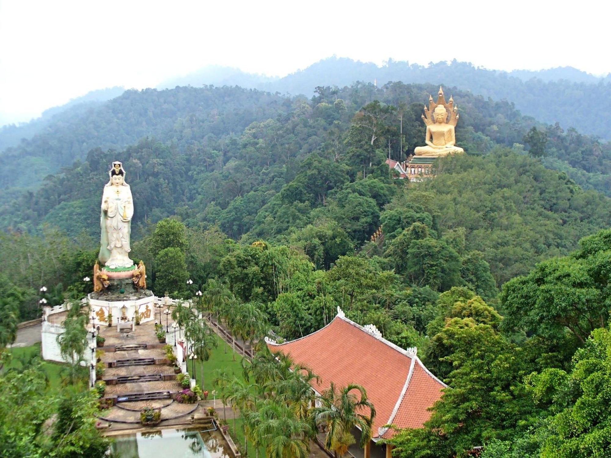 Baan Krating Khao Lak Resort - Sha Plus Bagian luar foto